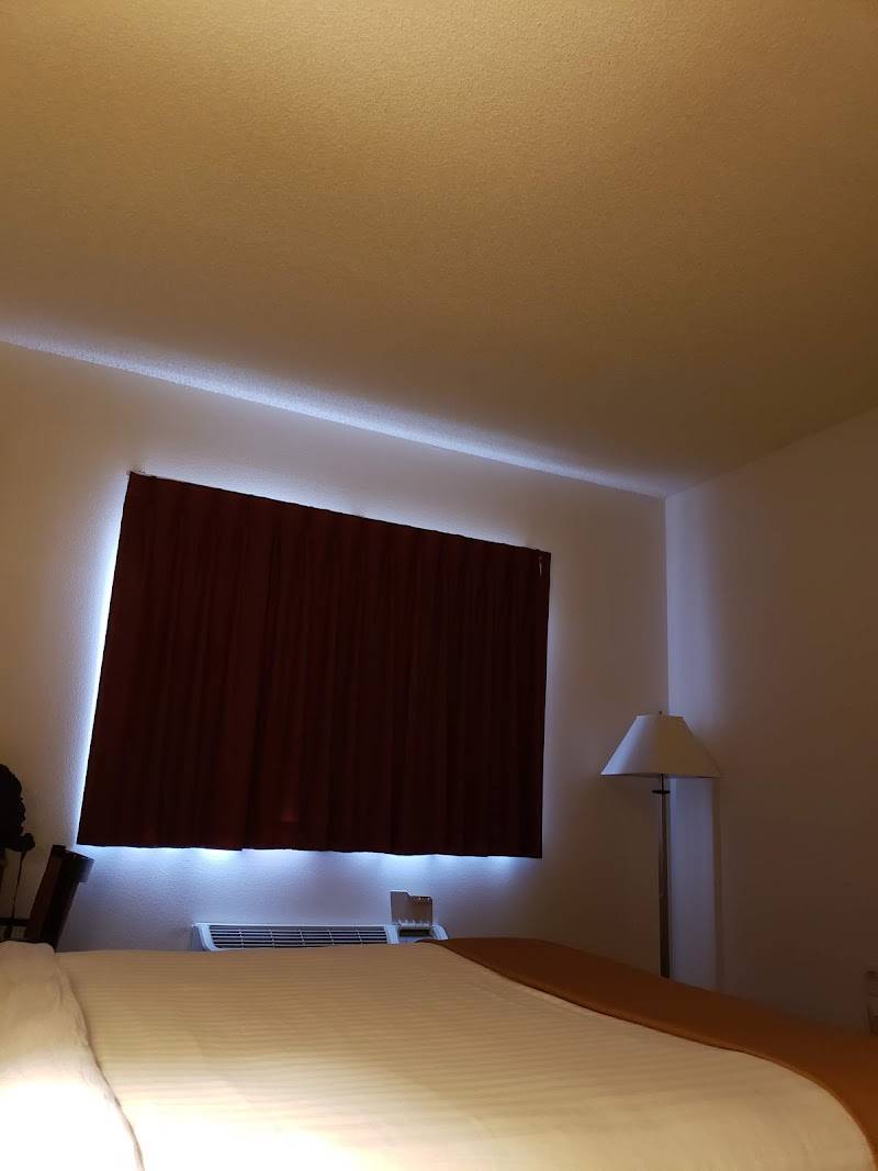 Landmark Inn Fort Irwin